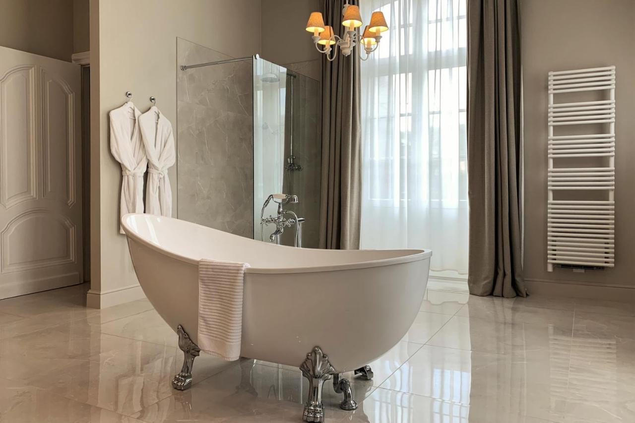 Villa De Noailles Spa Esterno foto